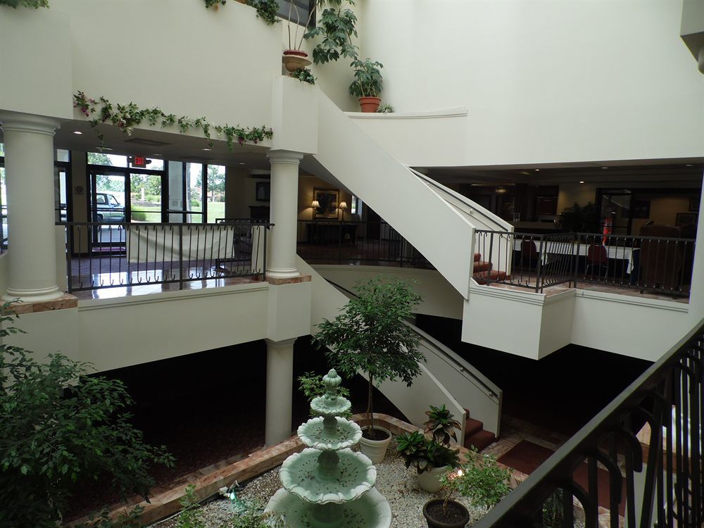 Regalia Hotel & Conference Center Village of Four Seasons Экстерьер фото